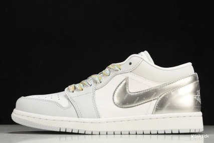 DX6070-101 Away Jordan SE Silver 1 Low Tear 1113